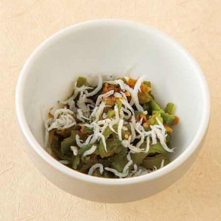 Obanzai: Kinpira with small sardines and green peppers