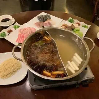 《茗圃》の香港火鍋料理