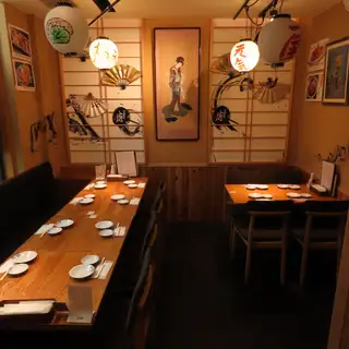 可容纳12人的半私密包间！非常适合举办宴会、年终派对和欢送/欢迎派对♪