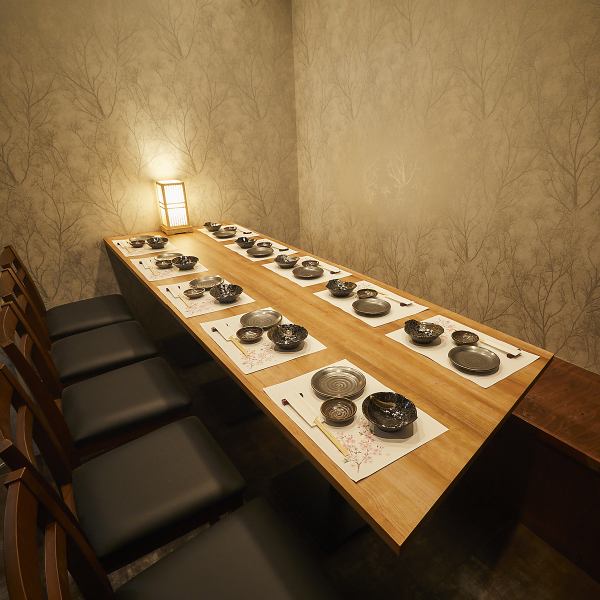 喫煙.禁煙対応可能☆全席完全個室☆2名様~100名様まで個室でご案内♪総席数は100席ございます!完全個室の居酒屋を選ぶなら当店でキマリ☆大切な方とのひとときをお過ごしください☆飲み放題付きコースも各種ご用意しております。駅から徒歩3分とアクセス抜群のため、お仕事終わりのサク飲みから大人数でのご宴会まで♪