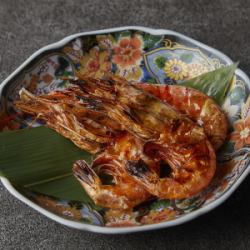 3 grilled salted red shrimp