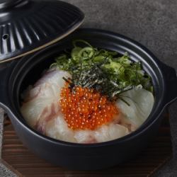 Sea bream and salmon roe rice