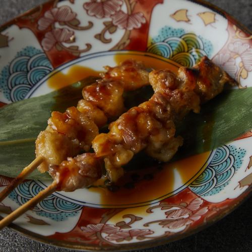 신선한 닭을 사용한 닭꼬치