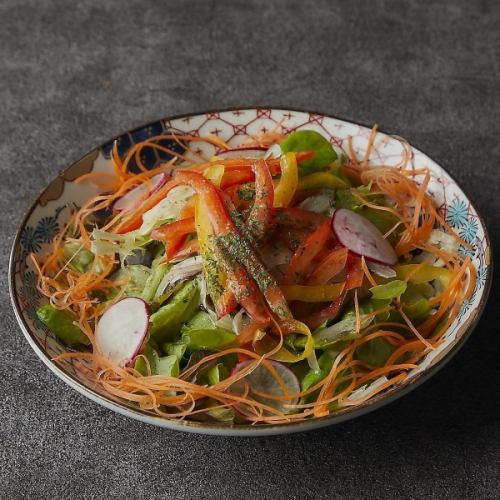 野菜たっぷり胡麻サラダ