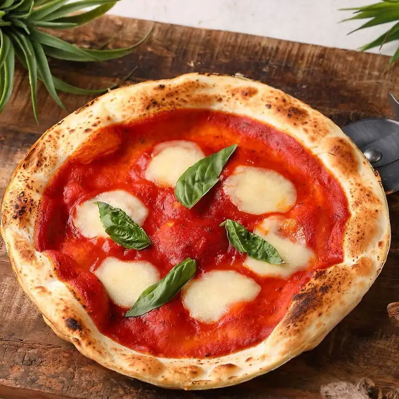 Margherita pizza