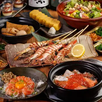 ■3小時暢飲「休閒套餐」:內含烤天使蝦、2種刺身等(共7道菜) 4500日圓 ⇒ 3500日圓