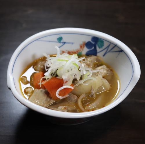 やみつき！塩モツ煮込み