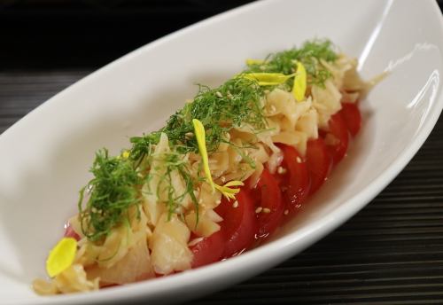 ひんやりガリトマト大葉乗せ～だし香る特製ドレッシングがけ～