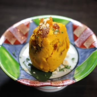 なめらかさつま芋ペーストとクリームチーズの春巻き～バニラアイス添え～