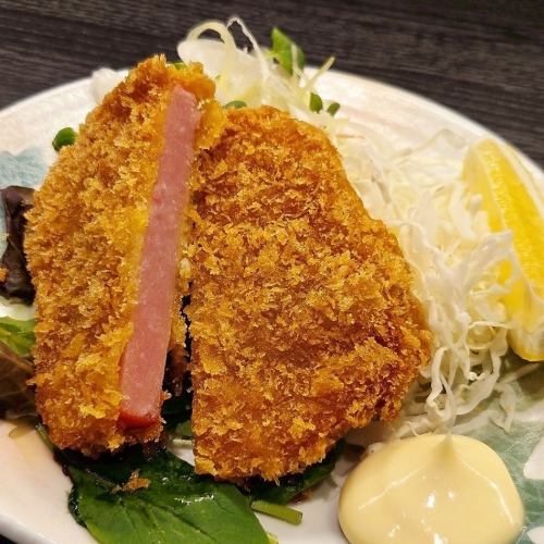 定番！普通の厚切りハムカツ