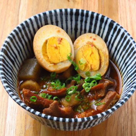 <Marushiba Stew Restaurant> Marushiba's beef tripe stew with egg