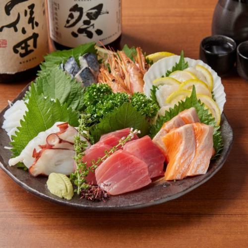 Luxury sashimi platter of 7 kinds (for 3-4 people)