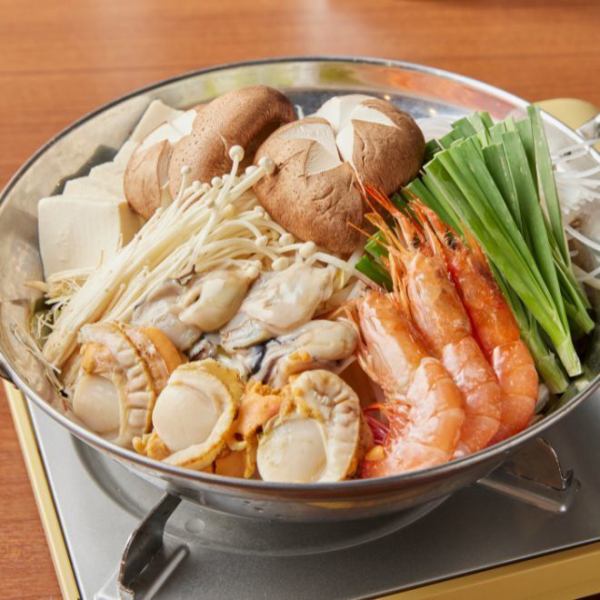 【滿溢海鮮風味的美味湯底】推薦“彩色海鮮火鍋”,無論什麼酒都可以搭配!