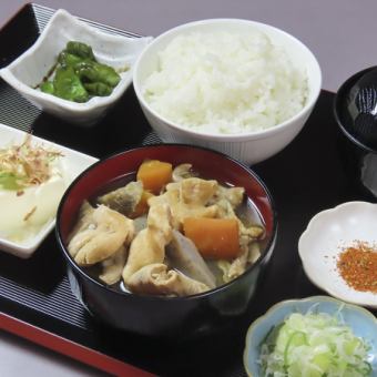 もつ煮込み定食