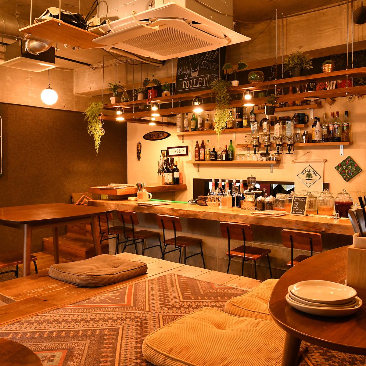 연회 씬에 ◎여러분의 내점을 진심으로 기다리고 있습니다♪