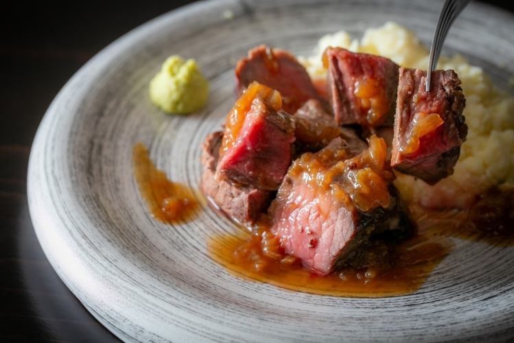 【一番人気のコスパ最強◎】選べるピザと国産ステーキ付き!飲み放題2H〈Basic Corse〉5,000円