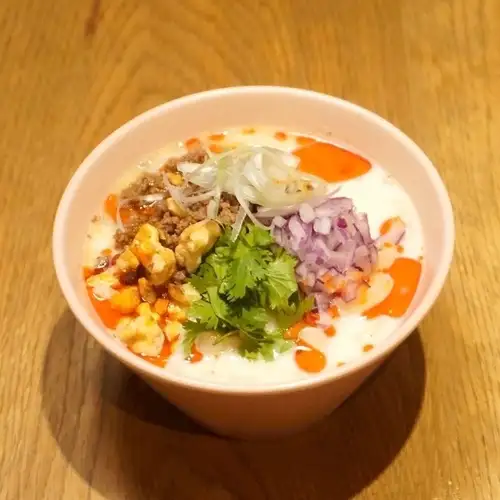 豆乳担々うどん