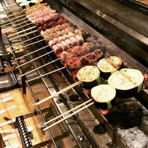 【名物料理】焼鳥から創作串まで！