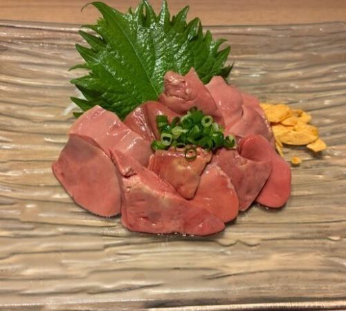 国産鶏のレバ刺し