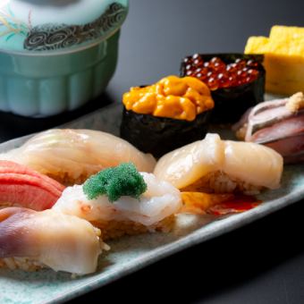 主厨精选寿司套餐（8件）：5,500日元