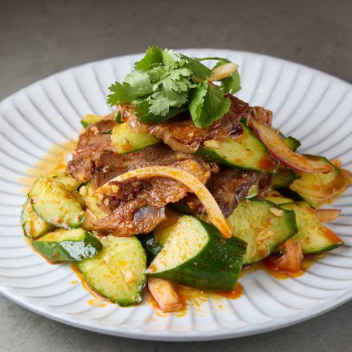 きゅうりと牛肉甘辛和え