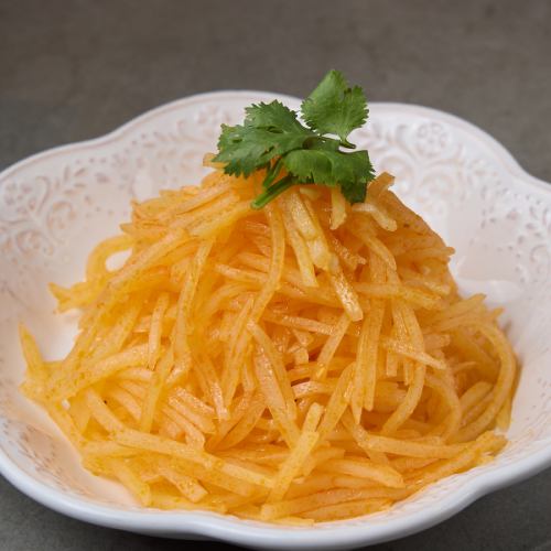 辣油じゃが芋和え