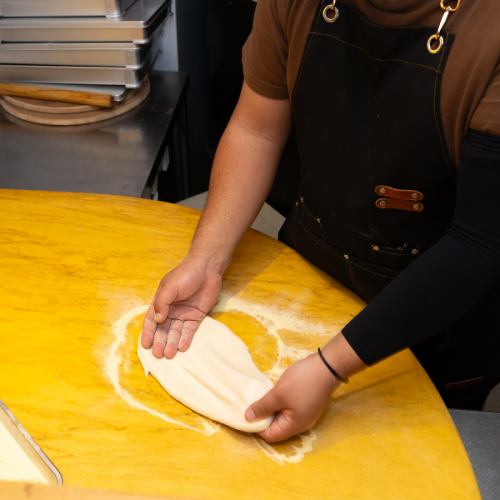 特製手工披薩！