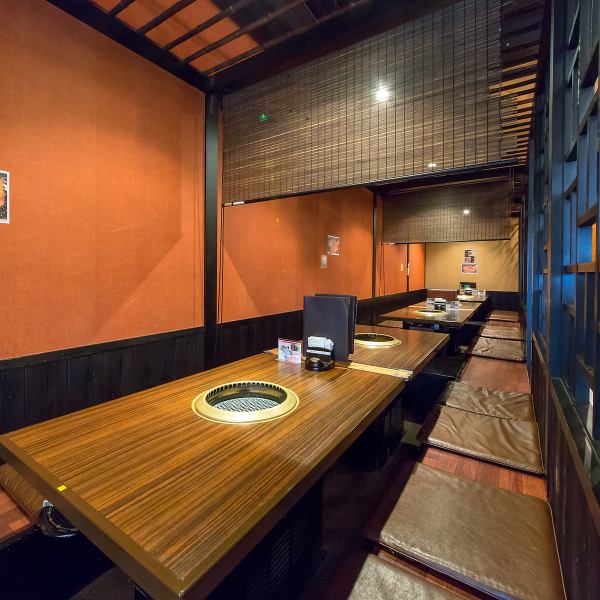 [For family gatherings and various banquets ◎] There are 11 table seats for 4 people and 6 tables for 6 people! We also have tatami mats for family gatherings and various banquets. It is available.Please enjoy delicious meat that is particular about quality ♪