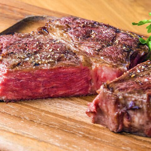 【厳選仕入れ】長期熟成Tボーンステーキ◆肉の旨味が凝縮