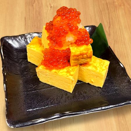 Tamagoyaki with grated salmon roe