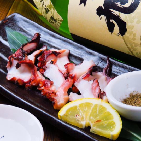 Shinojima octopus grilled with fish sauce