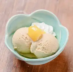 Chestnut ice cream