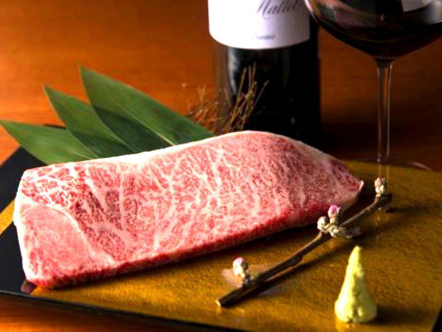 こだわりのお肉でどんなお客様でも満足させます！