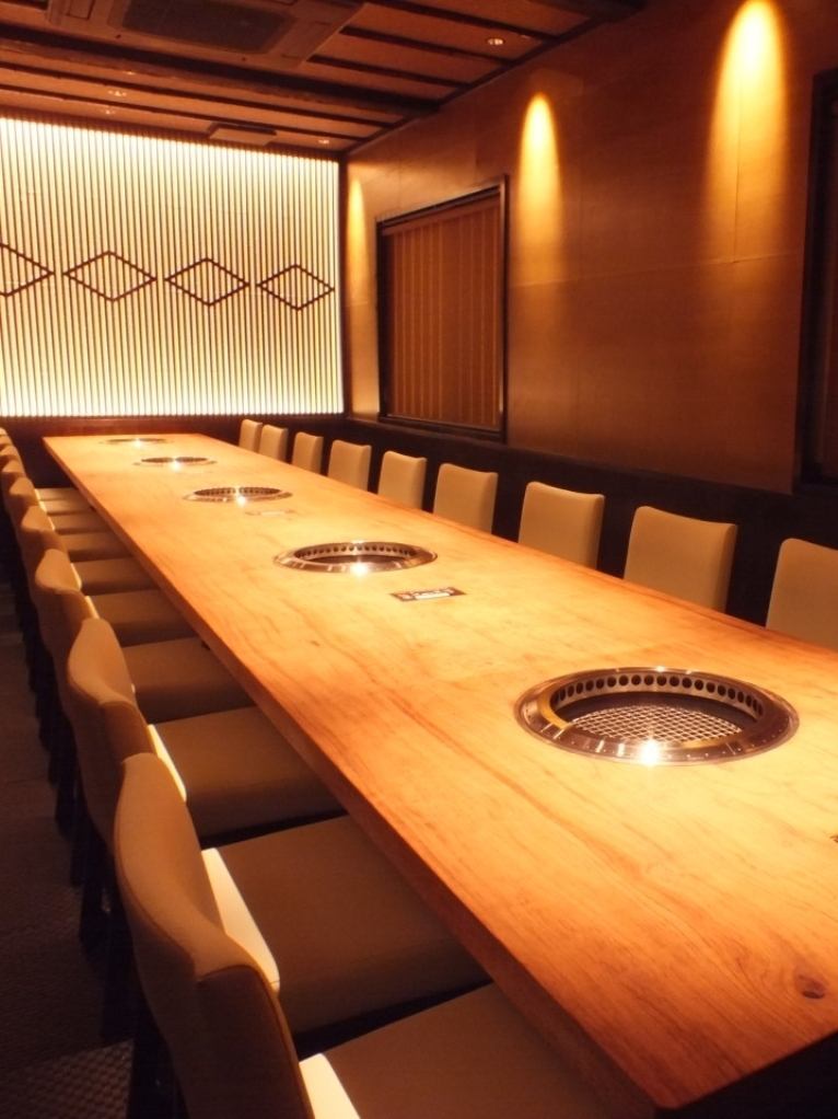 各種宴会にも安心して使える個室席を完備！