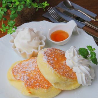 【予約限定】乙女のふわふわ♪スフレパンケーキ