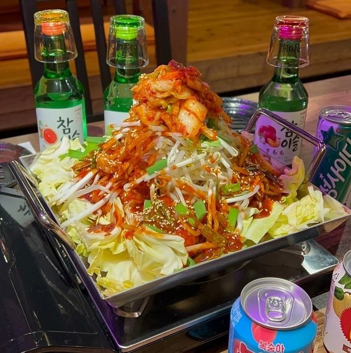 サムギョプサルやホルモン鍋などご用意しております！