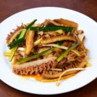 Stir-fried hormone and leek / stir-fried spicy beef stomach