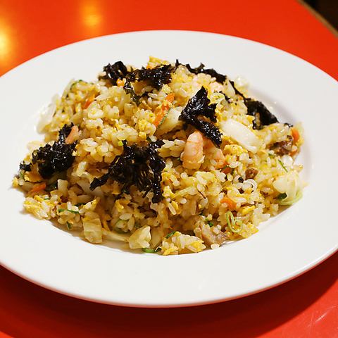 Fujian-style fried rice (with vegetables and seafood)