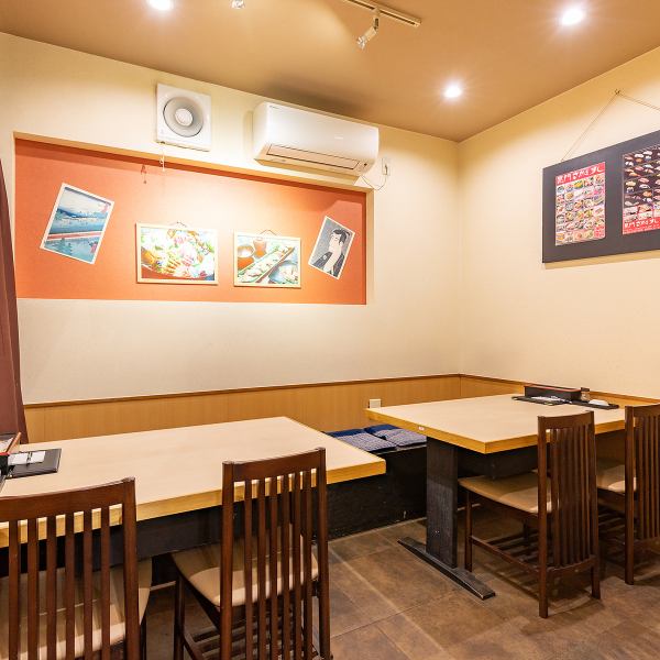 [Tables for 4 people x 2 tables] Table seats for up to 8 people.You can enjoy your meal with friends, colleagues and family without worrying about others.This restaurant is perfect for small parties. Please feel free to contact us regarding seating and dining options.