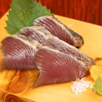 Meizu/Makurazaki Pole-and-line caught bonito, grilled with straw, seared with salt
