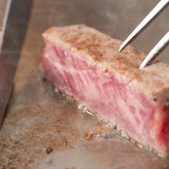【お料理のみ】多彩な沖縄料理と黒毛和牛が味わえる！『メンソーレ沖縄満喫プラン』4,400円