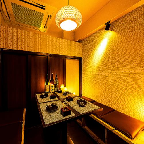 ◆Private room with door◆We also have a calm private room for small groups that can be used for dates.A private room that emphasizes privacy and is ideal for small drinking parties.