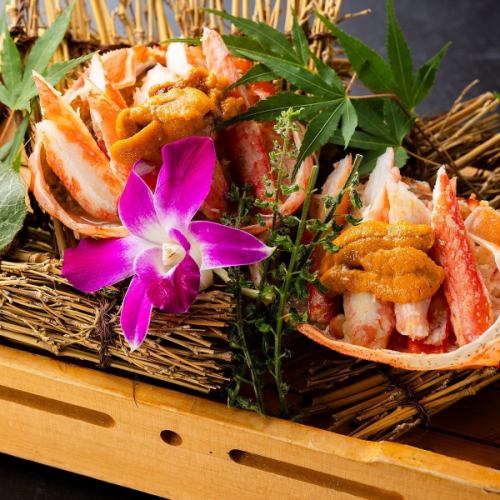 蟹一心珠玉の逸品！『蟹甲羅の贅沢香箱刺し』（2個）