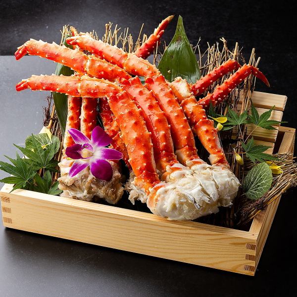 旬海鮮と銘酒に酔う贅沢な時間。喧騒を忘れる優雅な個室で至福の時間を