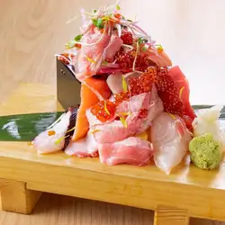 海鮮こぼれ盛り