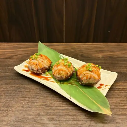 肉厚椎茸の肉詰め焼き （3個）