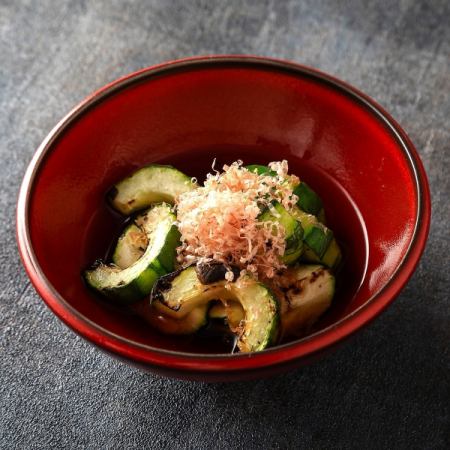 加賀太きゅうりの炭火焼き浸し