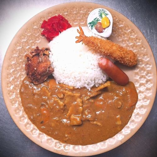 お子様用甘口ルーカレー・杏仁豆腐とスープ付（ソーセージ・からあげ・海老フライ・ゼリー）