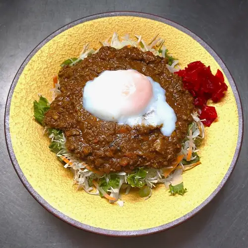 羊だらけのキーマカレー(杏仁豆腐・スープ付)