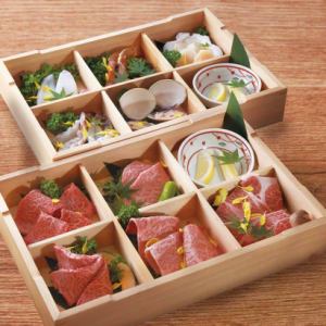 雙層禮盒,內含5種和牛和5種海鮮